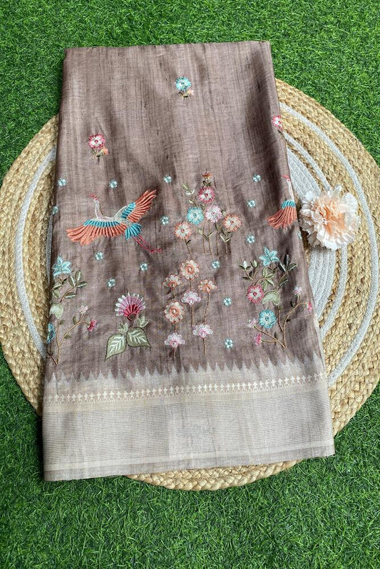 Grey Tussar Cotton Resham Work Saree, With Unstiched Blouse