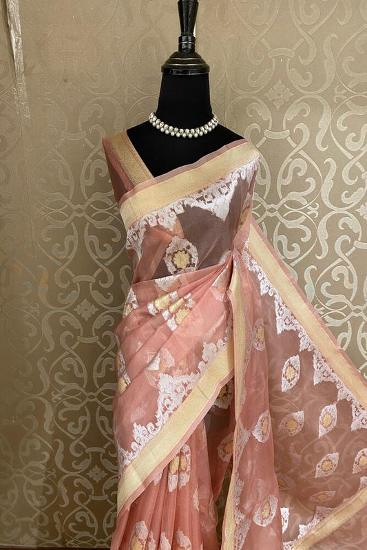 Peach Muslin Jamdani Saree, With Unstiched Blouse