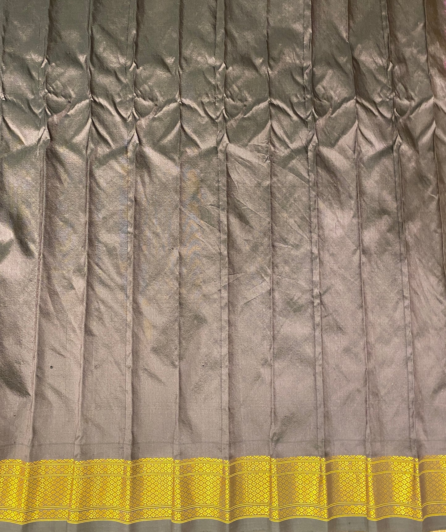 Black Gadwal Silk Sarees With Unstiched Blouse
