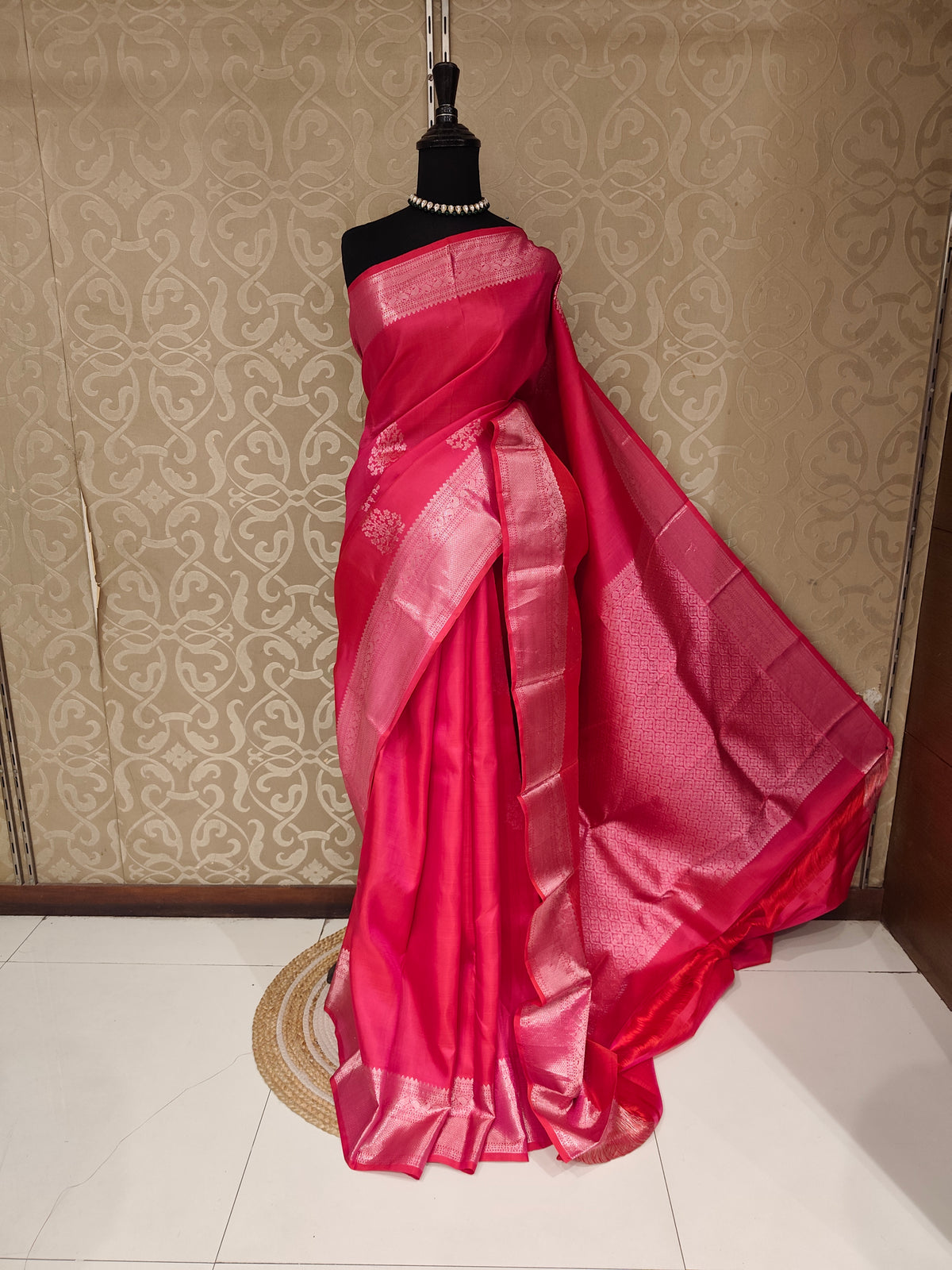 Magenta Pure Kanjeevaram Silk Saree, With Unstiched Blouse