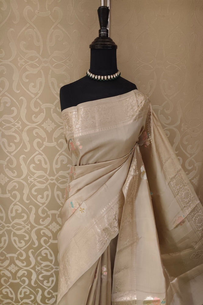 Grey Chiniya Silk Saree Hand Woven Butas, With Unstiched Blouse