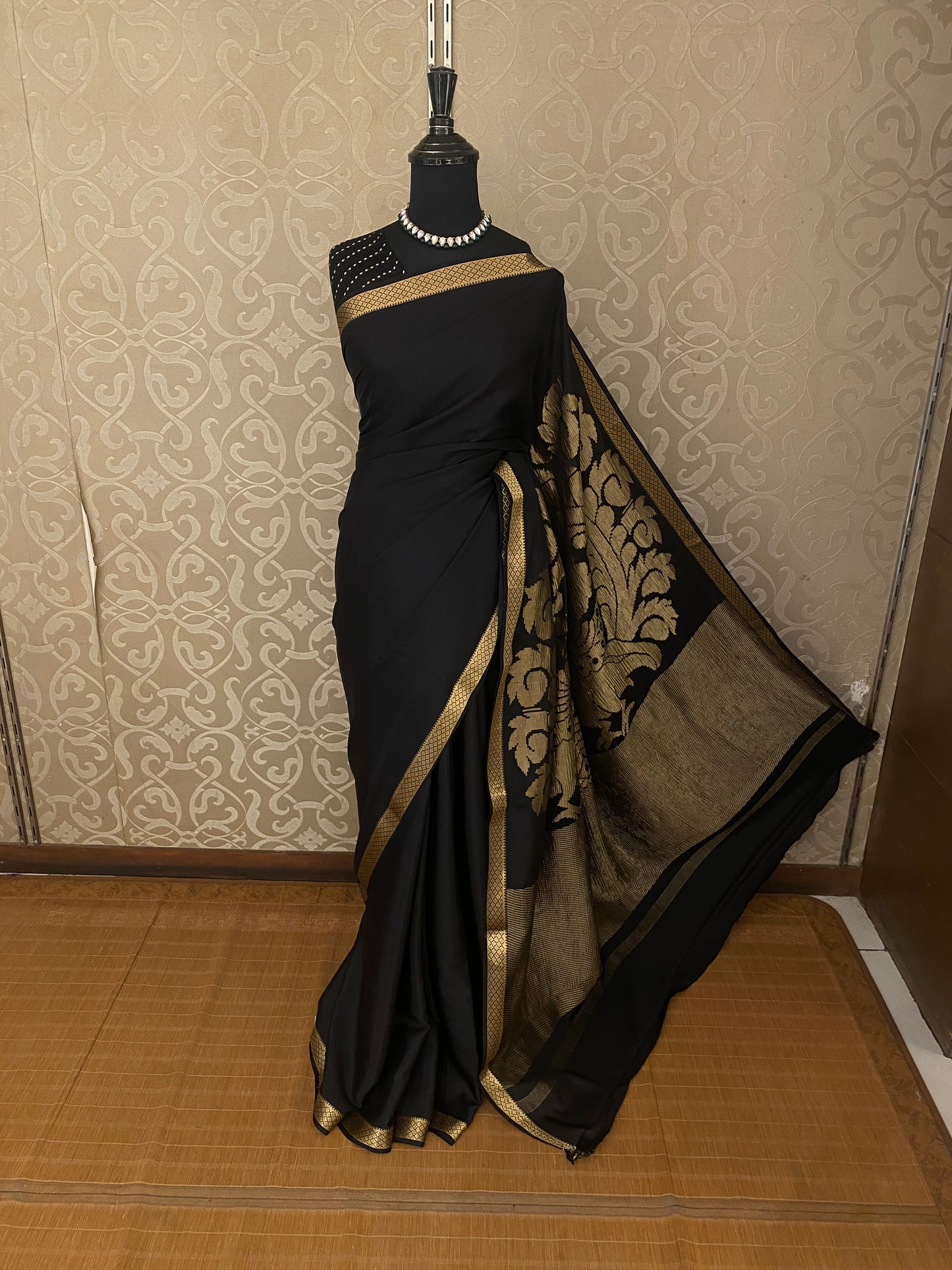 Black Mysore Crepe Silk Banarasi Saree, With Unstiched Blouse