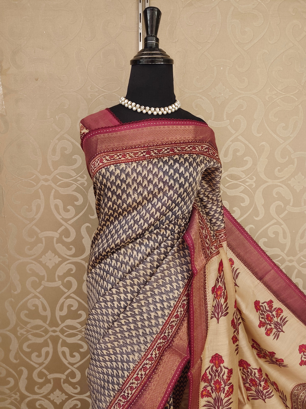 Grey & Beige Munga Silk Printed Saree With Kantha Work, With Unstich Blouse