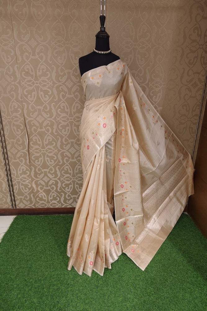 Off-White Chiniya Silk Saree Hand Woven Butas, With Unstiched Blouse