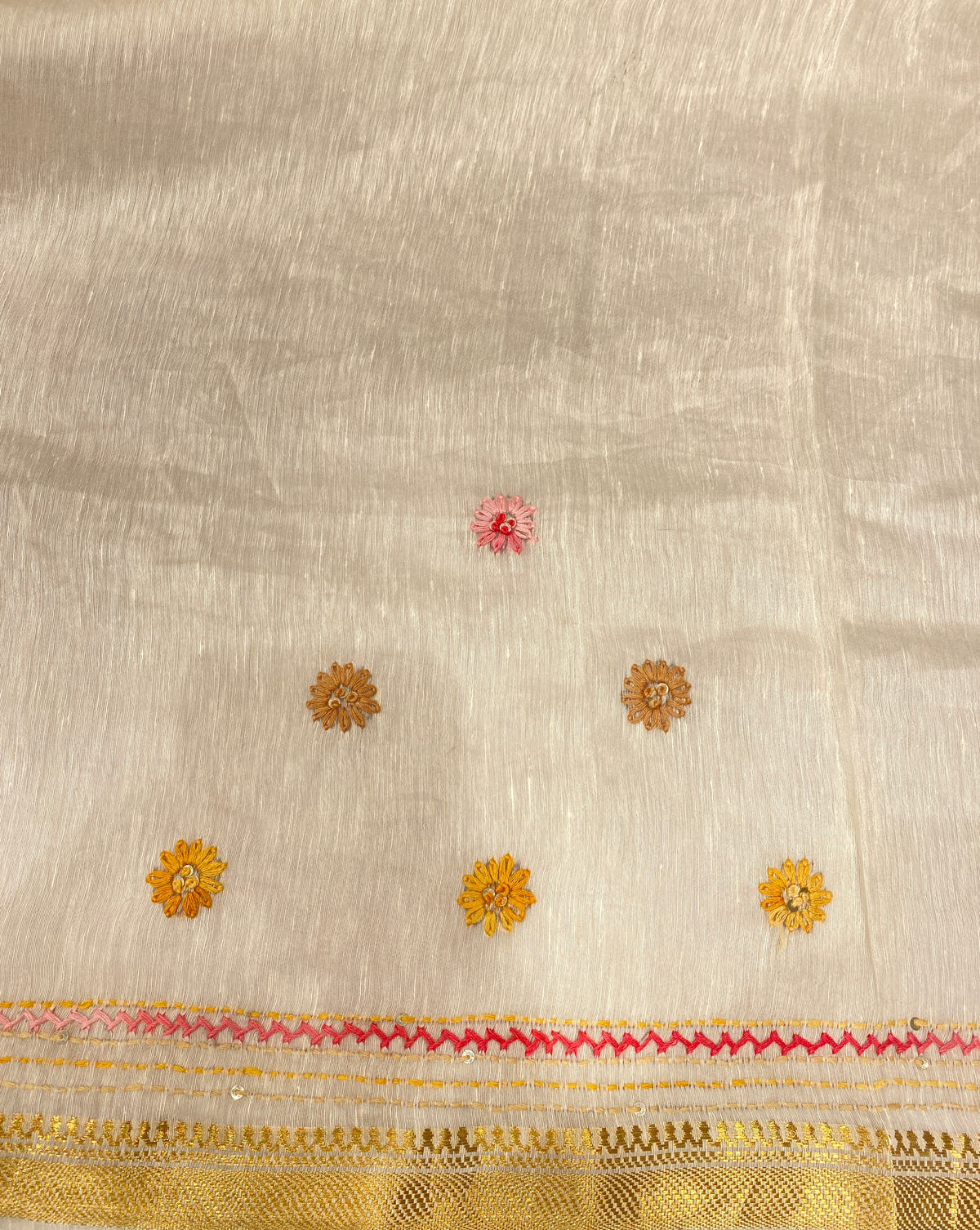 Off-White Linen Silk Saree Hand Embroidered Work, With Unstiched Blouse