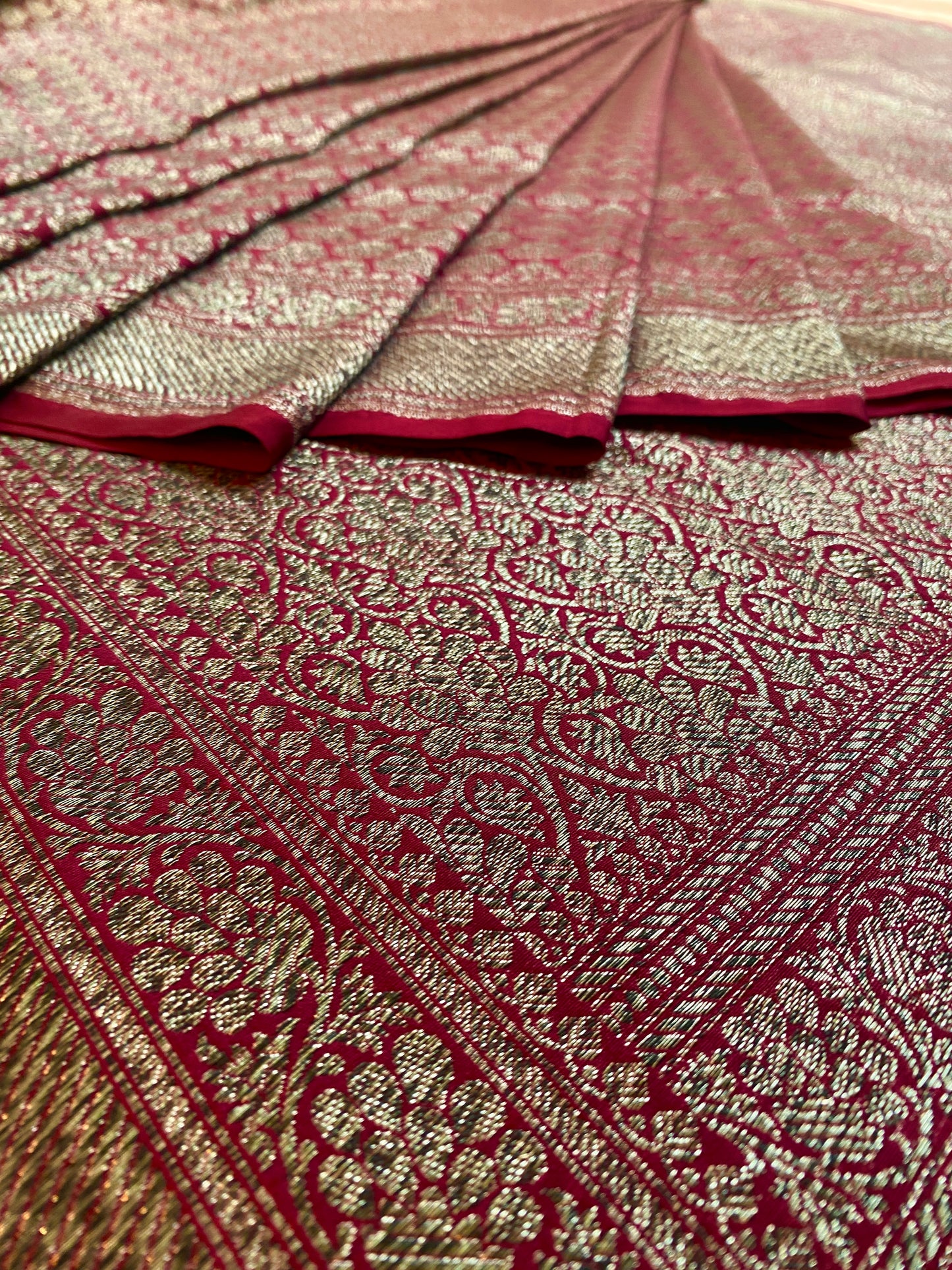 Red Semi Katan Brocade Silk Saree, With Unstiched Blouse