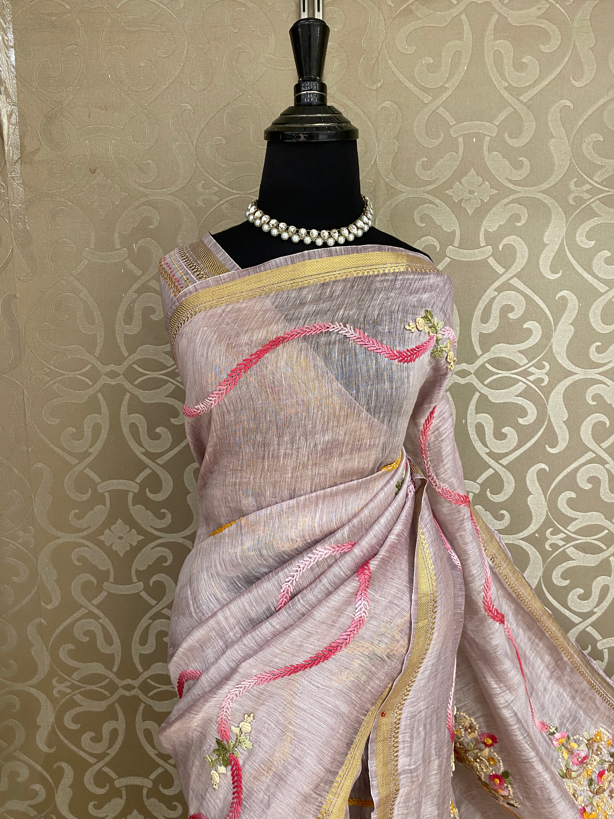 Mauve Linen Silk Saree Hand Embroidered Work, With Unstiched Blouse