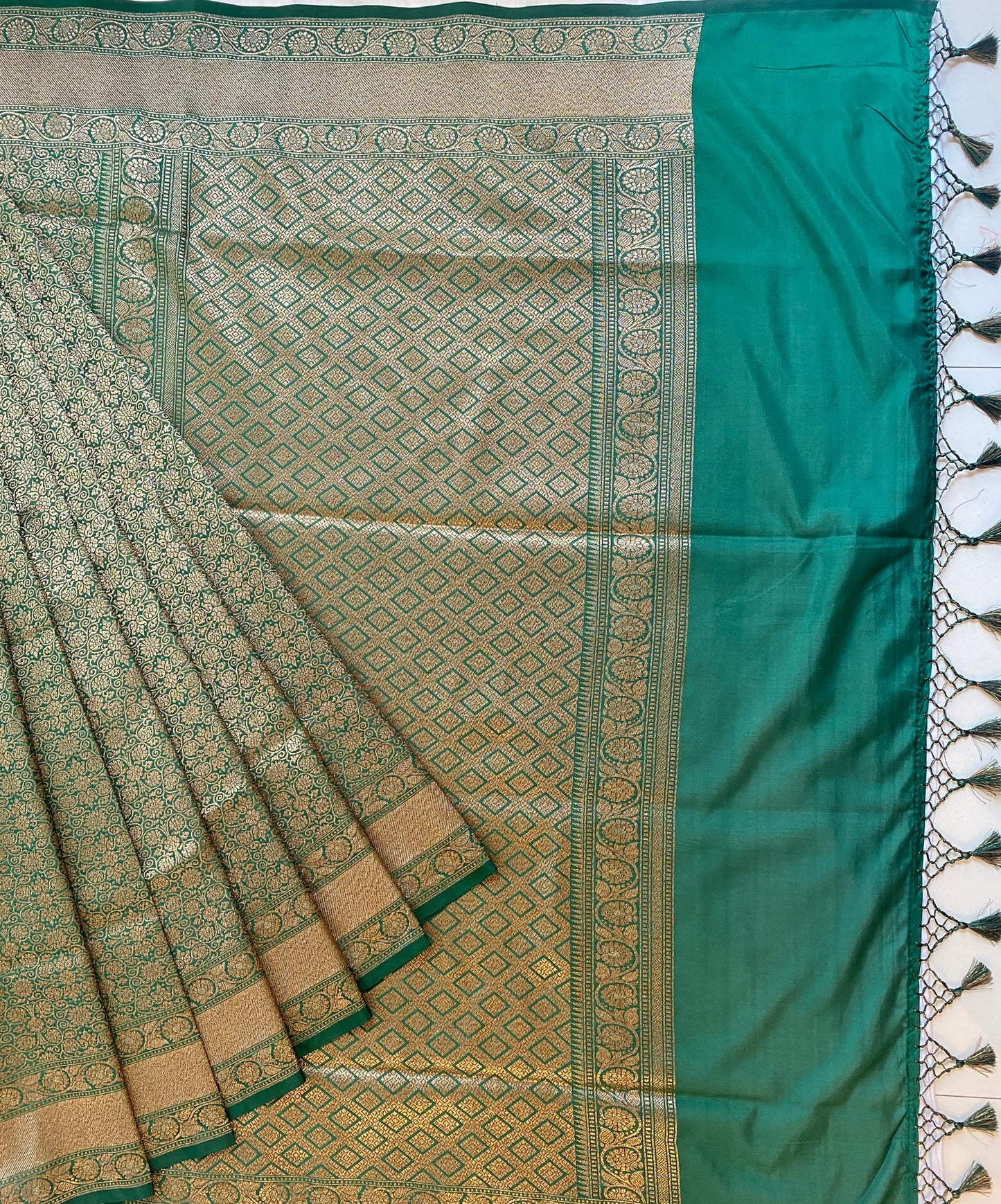 Deep Green Semi Katan Brocade Silk Saree, With Unstiched Blouse