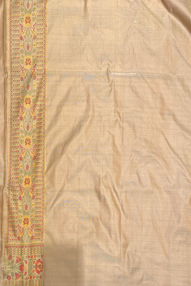 Beige Gold Tanchoi Silk Saree Self Weaving With Unstiched Blouse