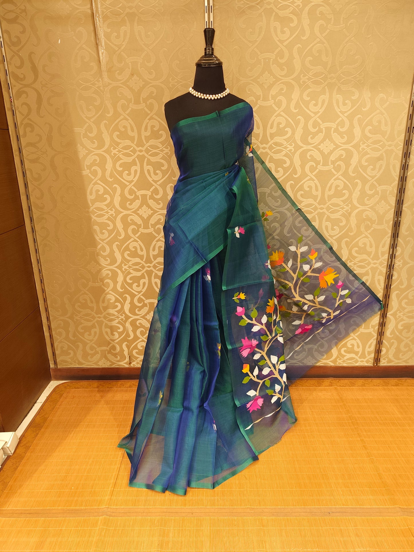 Rama Blue Muslin Dhakai Saree, Without Blouse