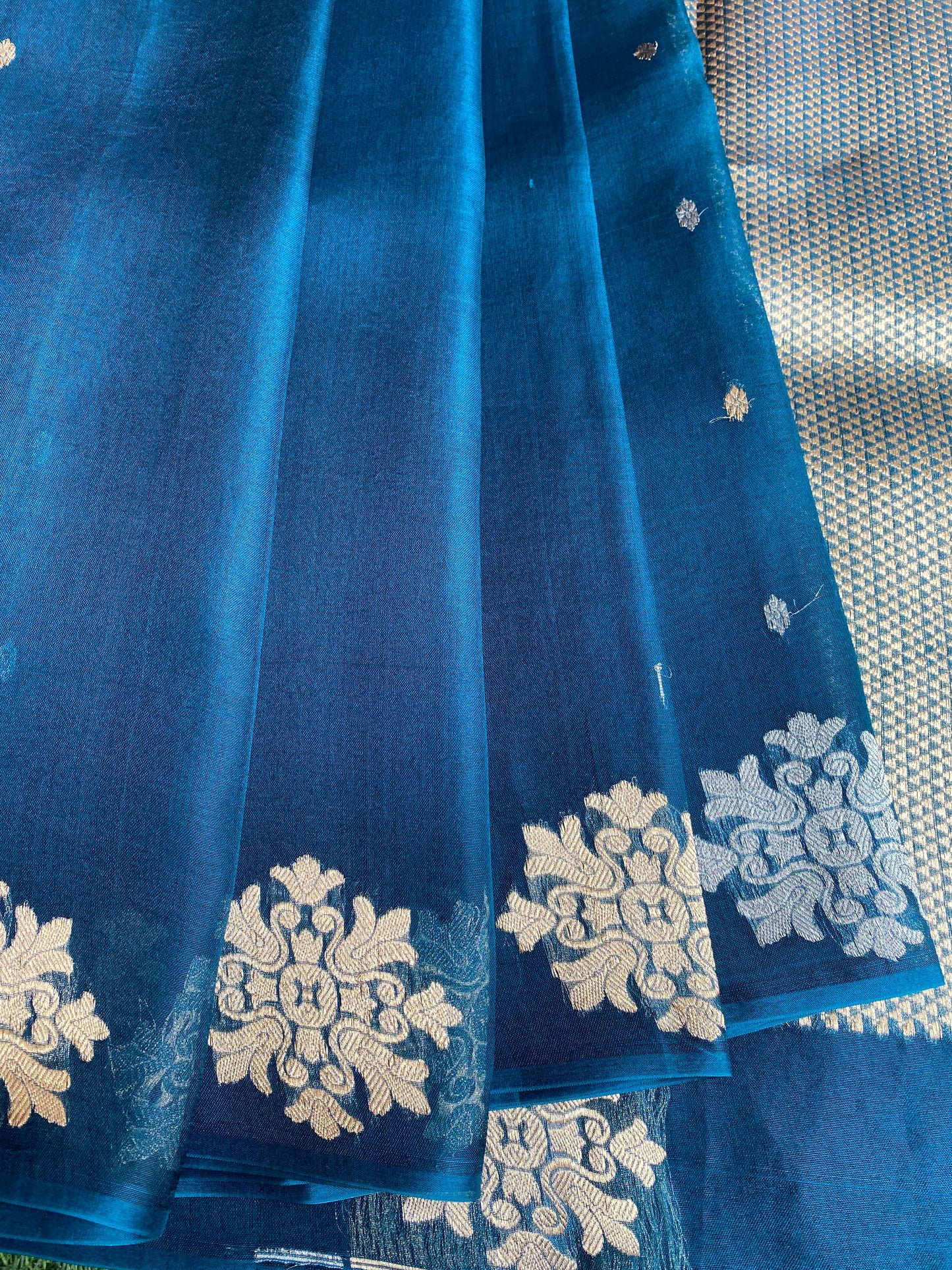 Royal Blue Kora Banarasi Silk Saree, With Unstiched Blouse