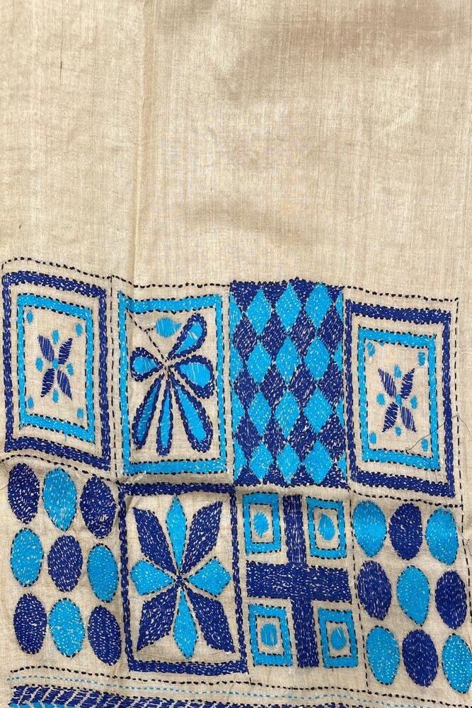 Off-White Tussar Embroidery Saree With Kantha Work Border, With Unstitched Blouse