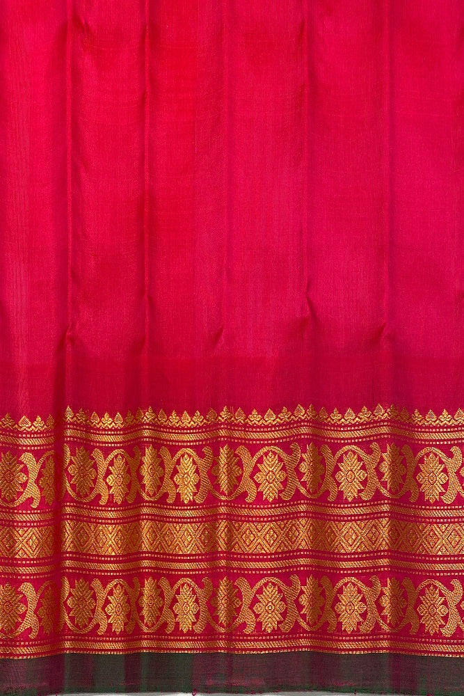 Offwhite Gadwal Silk Saree With Unstiched Contrast Blouse