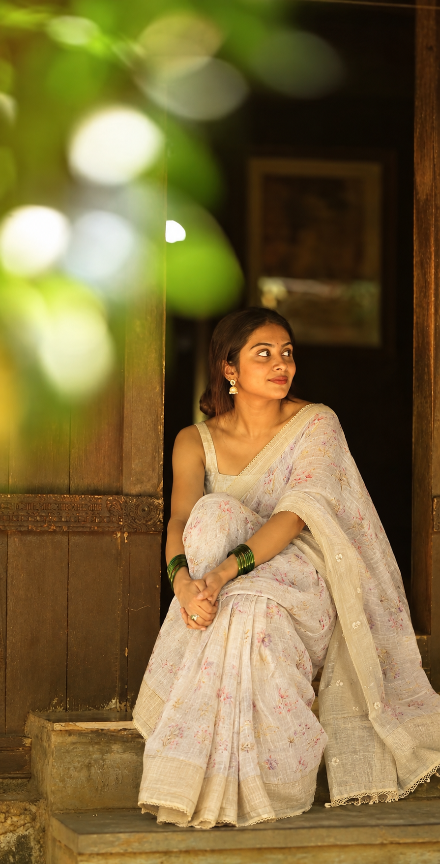 Off-White Linen Silk Saree Hand Embroidered Work, With Unstiched Blouse
