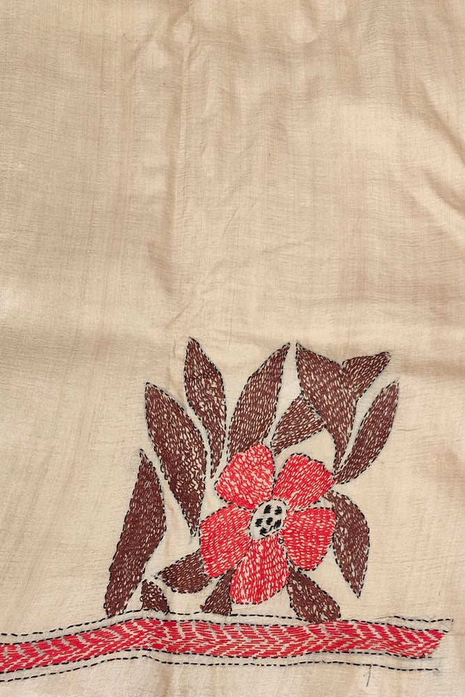 Off-White Tussar Embroidery Saree With Kantha Work Border, With Unstitched Blouse