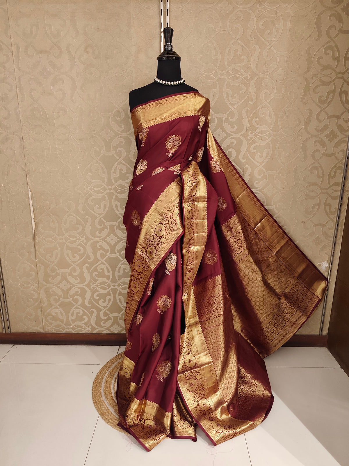 Deep Brown Pure Kanjeevaram Silk Saree, With Unstiched Blouse