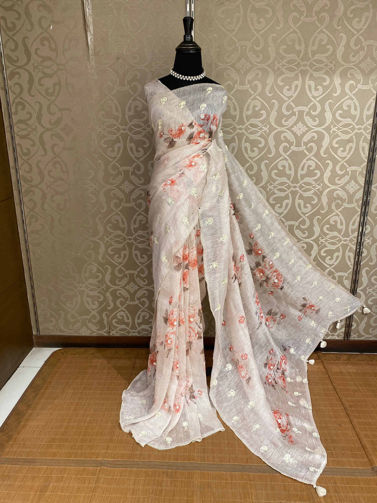 Off-White Linen Silk Saree Hand Embroidered Work, With Unstiched Blouse