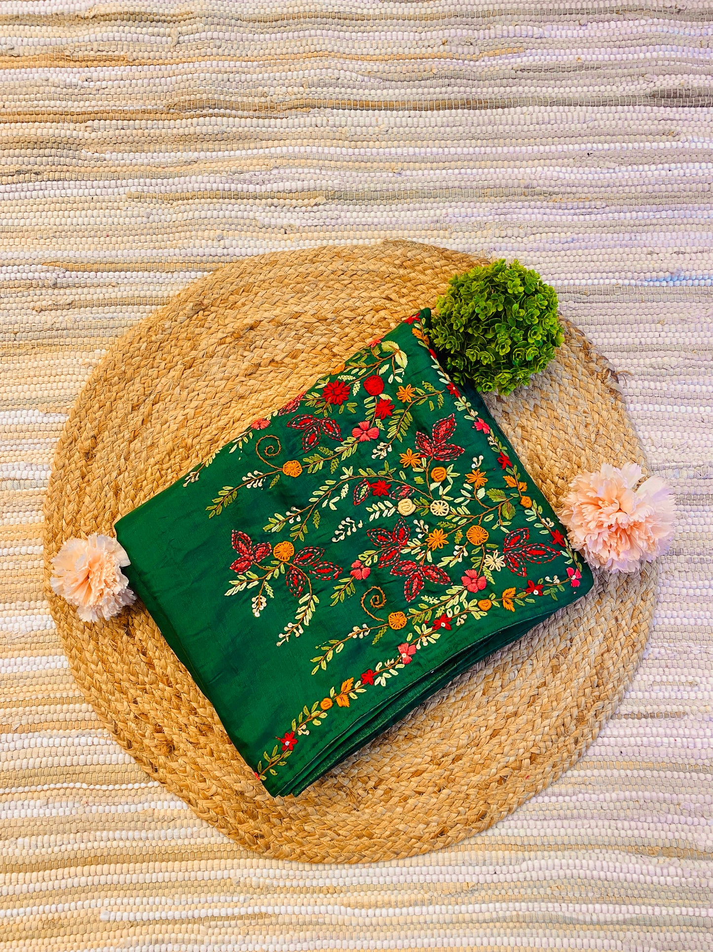 Deep Green Semi Munga Silk French Knot Hand Embroidery Work Saree, With Unstiched Blouse