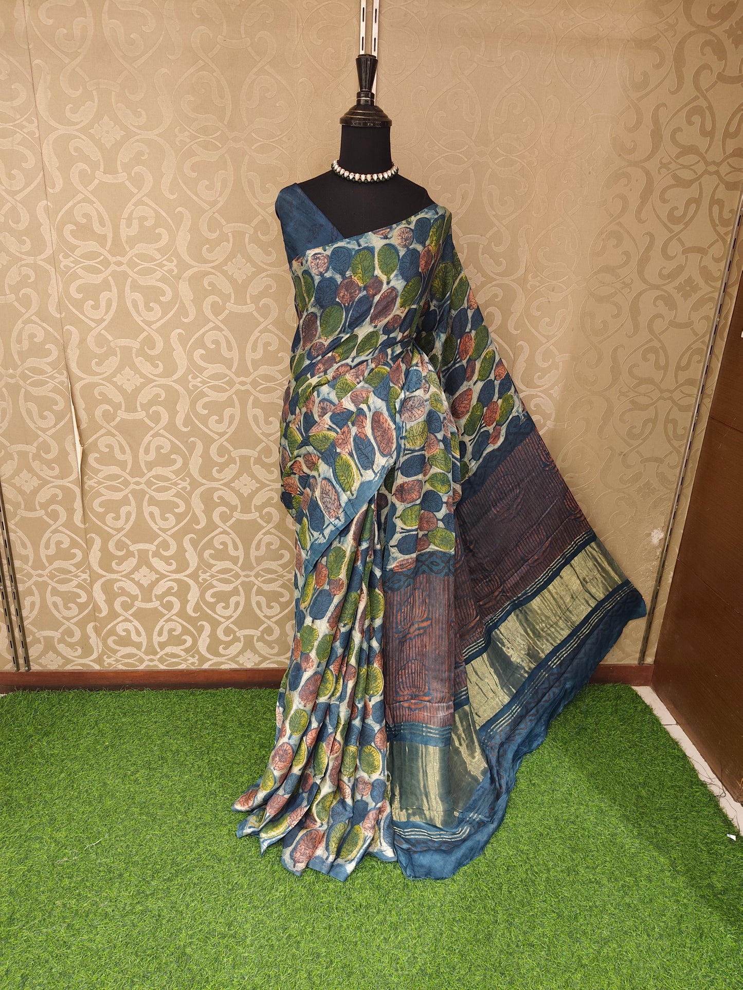 Offwhite & Multi Pure Modal Silk Ajrakh Printed Saree With Unstich Blouse