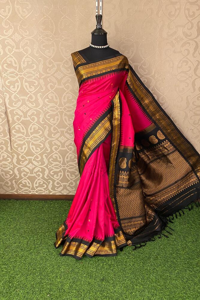 Magenta Gadwal Silk Sarees With Unstiched Blouse
