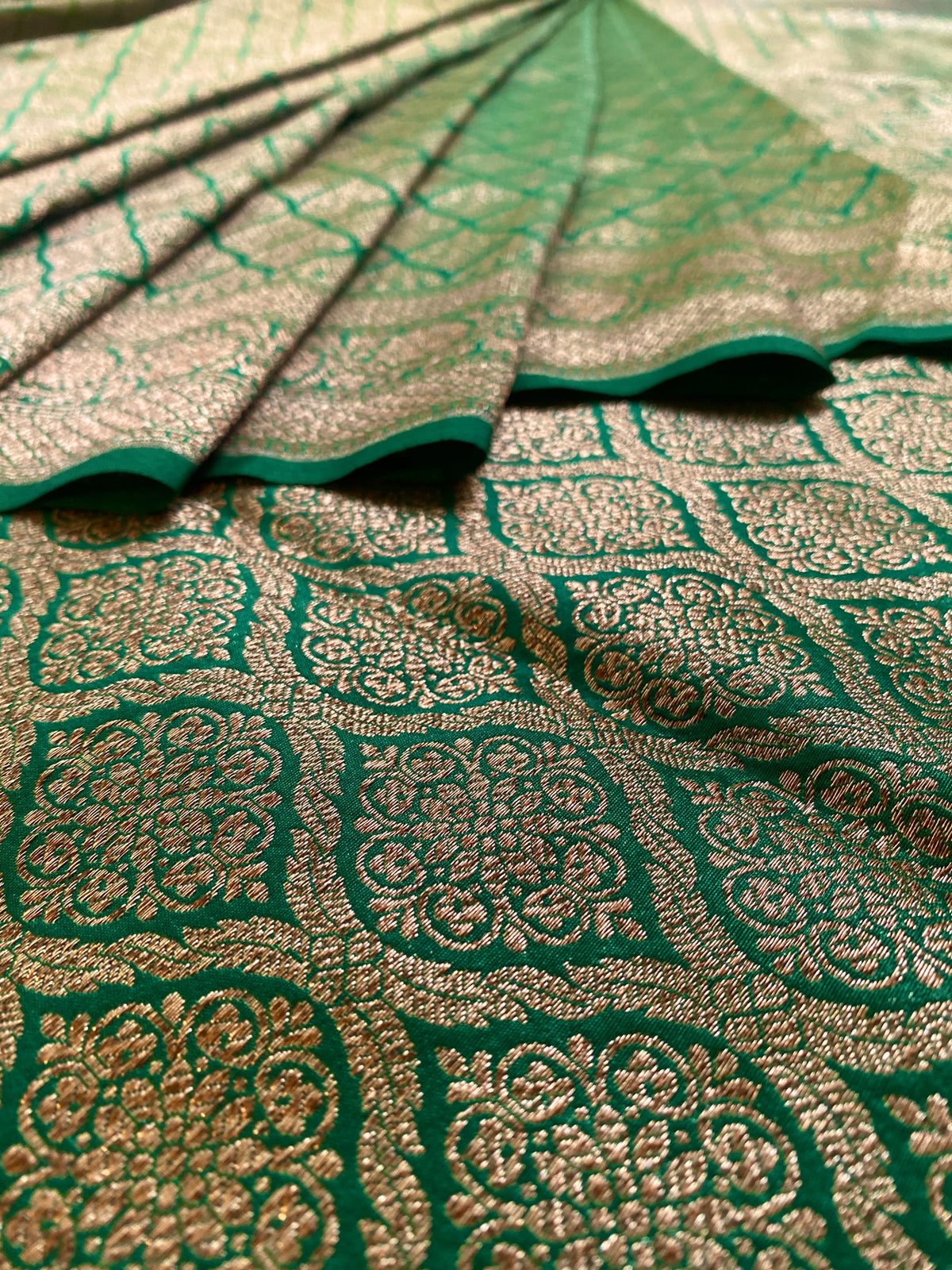 Green Semi Katan Brocade Silk Saree, With Unstiched Blouse