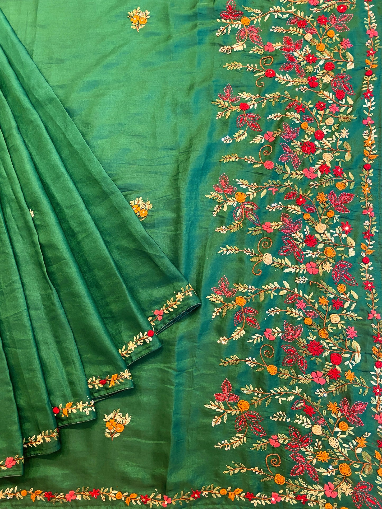 Deep Green Semi Munga Silk French Knot Hand Embroidery Work Saree, With Unstiched Blouse