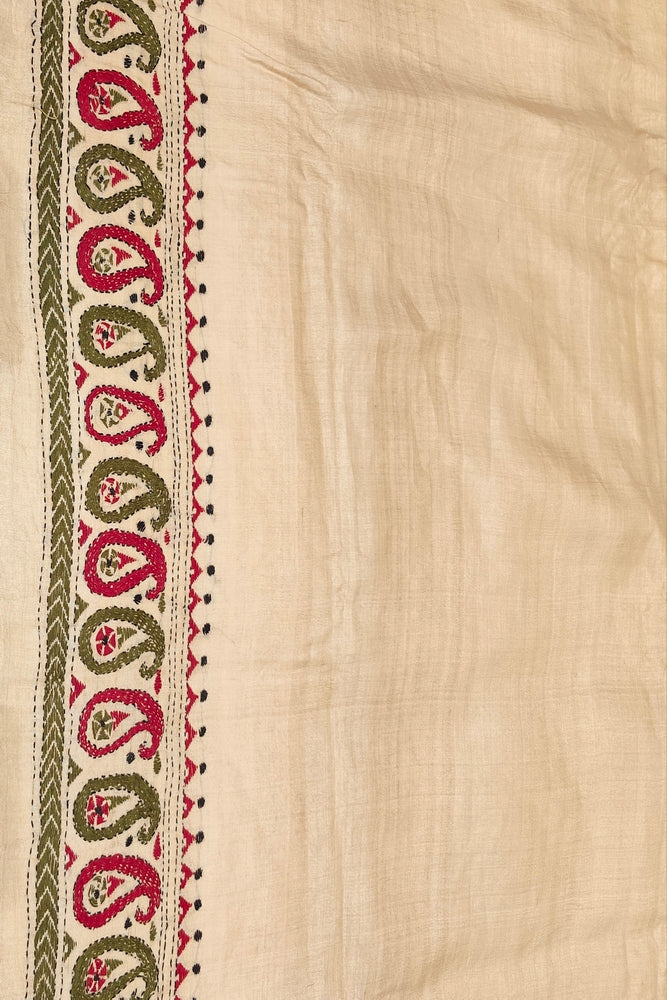Off-White Tussar Embroidery Saree With Kantha Work Border, With Unstitched Blouse