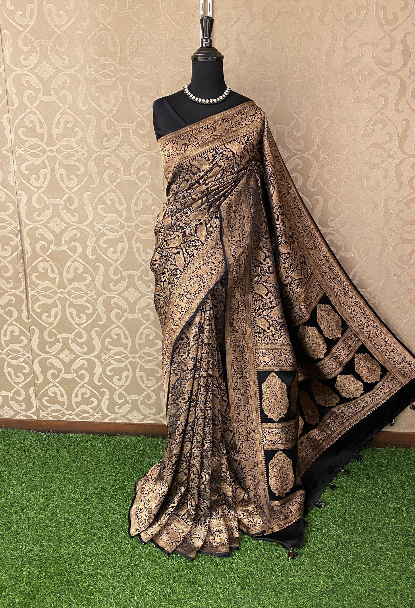 Black Mashru Brocade Silk Saree With Unstiched Blouse