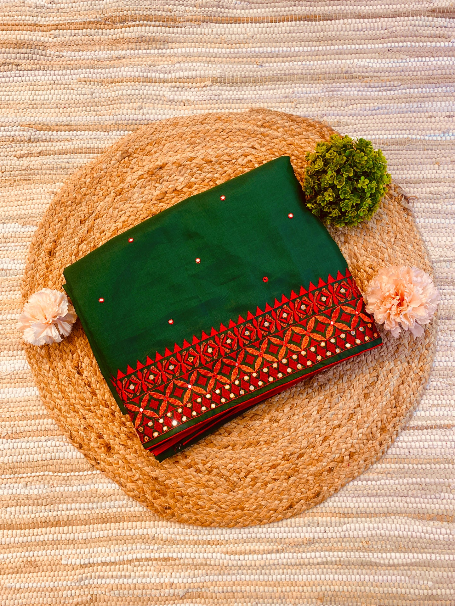 Deep Green Semi Munga Silk Cross Stitch Embroidery Work Saree, With Unstiched Blouse
