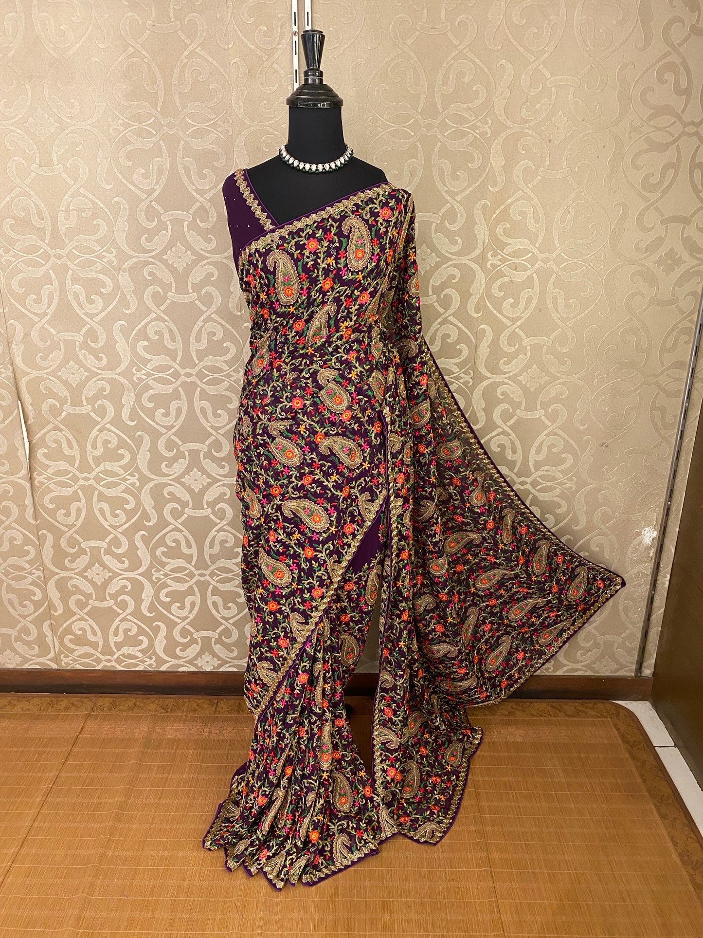 Violet Georgette Saree With Kashmiri Embroidery Work, With Unstiched Blouse