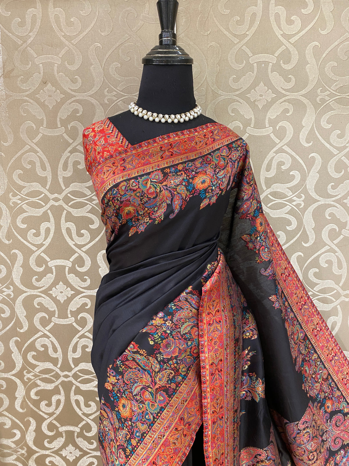 Black Pure Kani Handloom Silk Saree With Unstiched Jamewar Woven Blouse