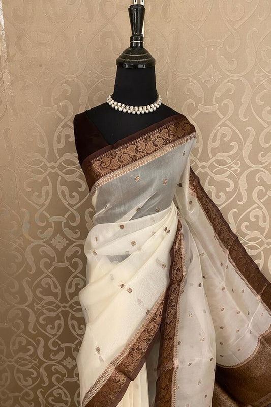 Off-White Kora Banarasi Silk Saree With Hand Weving Work, With Unstiched Blouse