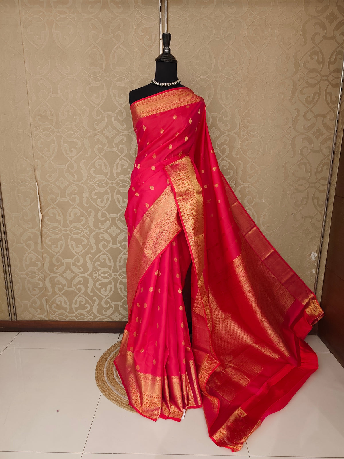 Rani Pure Kanjeevaram Silk Saree, With Unstiched Blouse