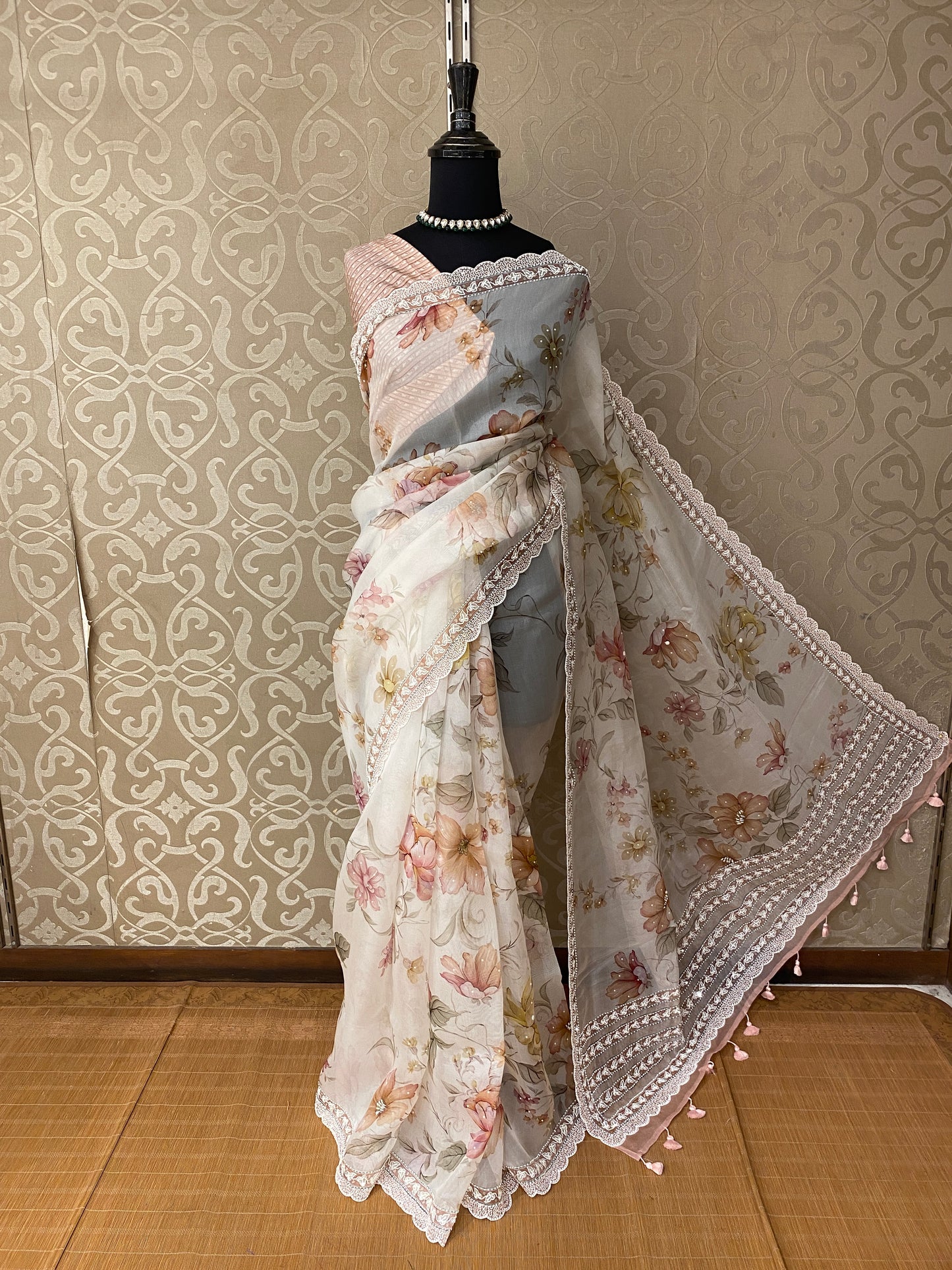 Off-White Organza Saree With Perl Work, With Unstitched Blouse