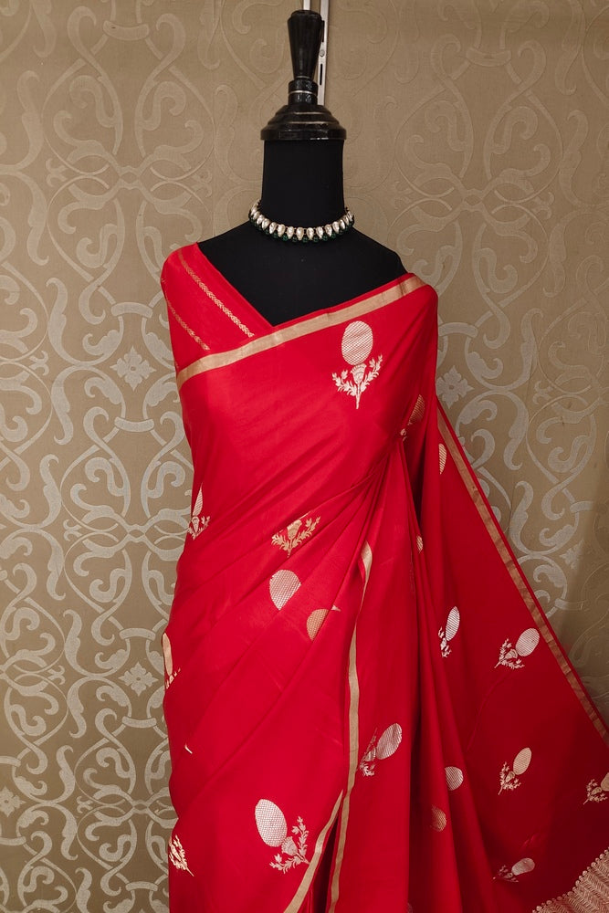 Red Mashru Silk Banarasi Handloom Saree, With Unstiched Blouse