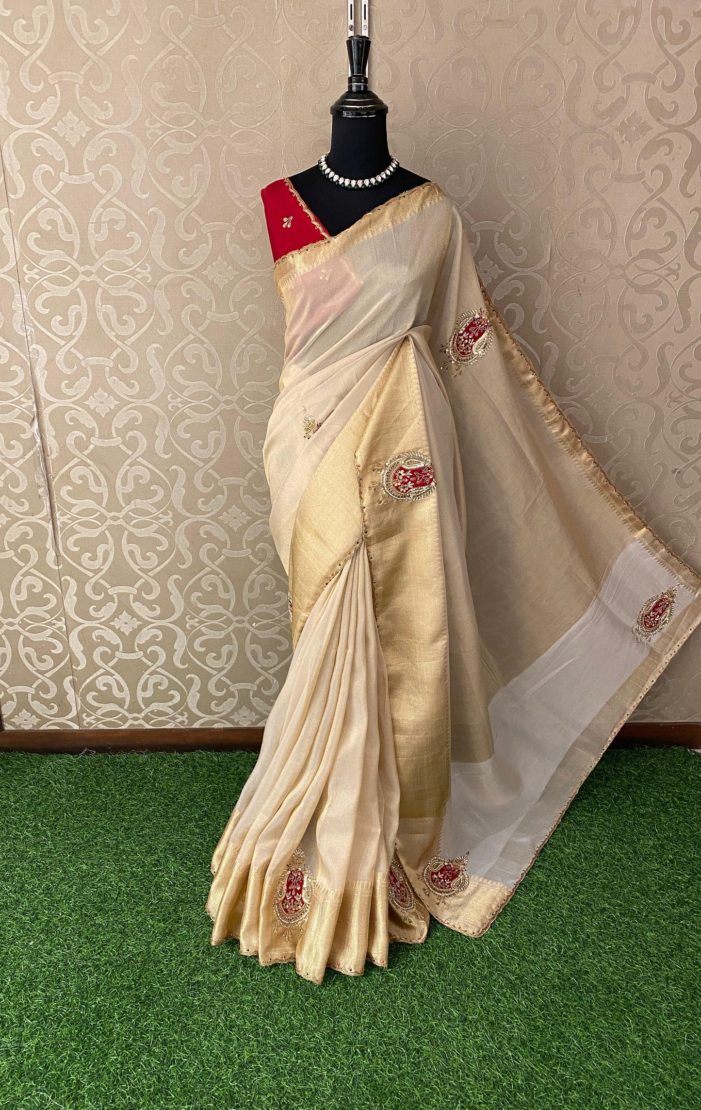 Offwhite Tissue Silk Embroidery Saree, With Unstiched Blouse