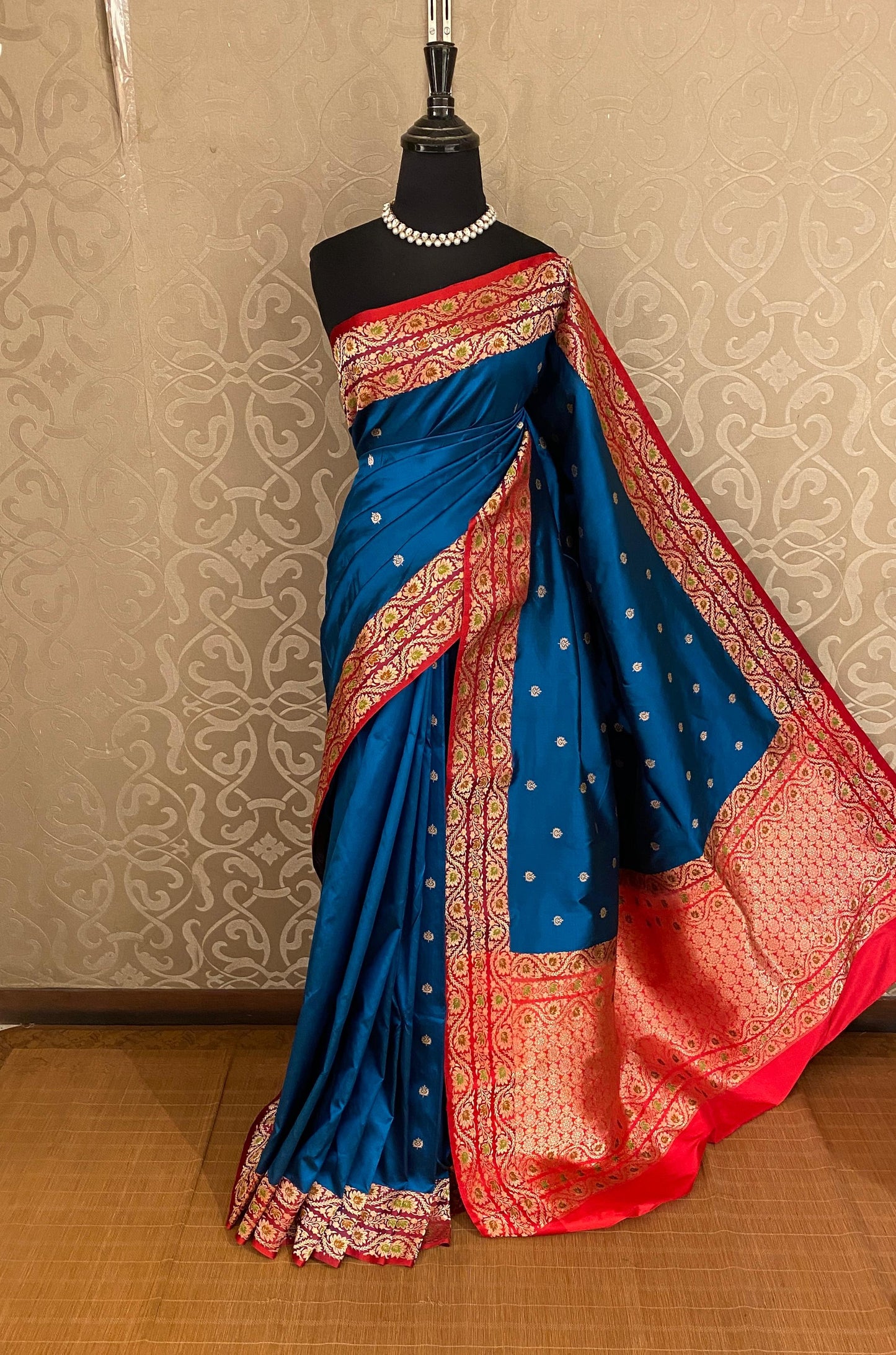 Royal Blue Katan Banarasi Saree Hand Woven Work, With Unstiched Blouse