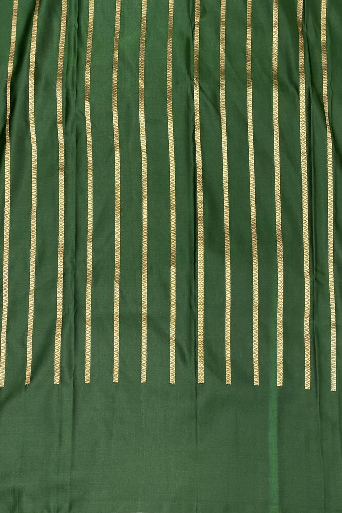 Bottle Green Mashru Silk Banarasi Handloom Saree, With Unstiched Blouse