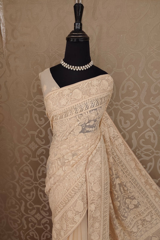 Off-White Georgette Saree With Chikankari Embroidery, Unstitched Blouse