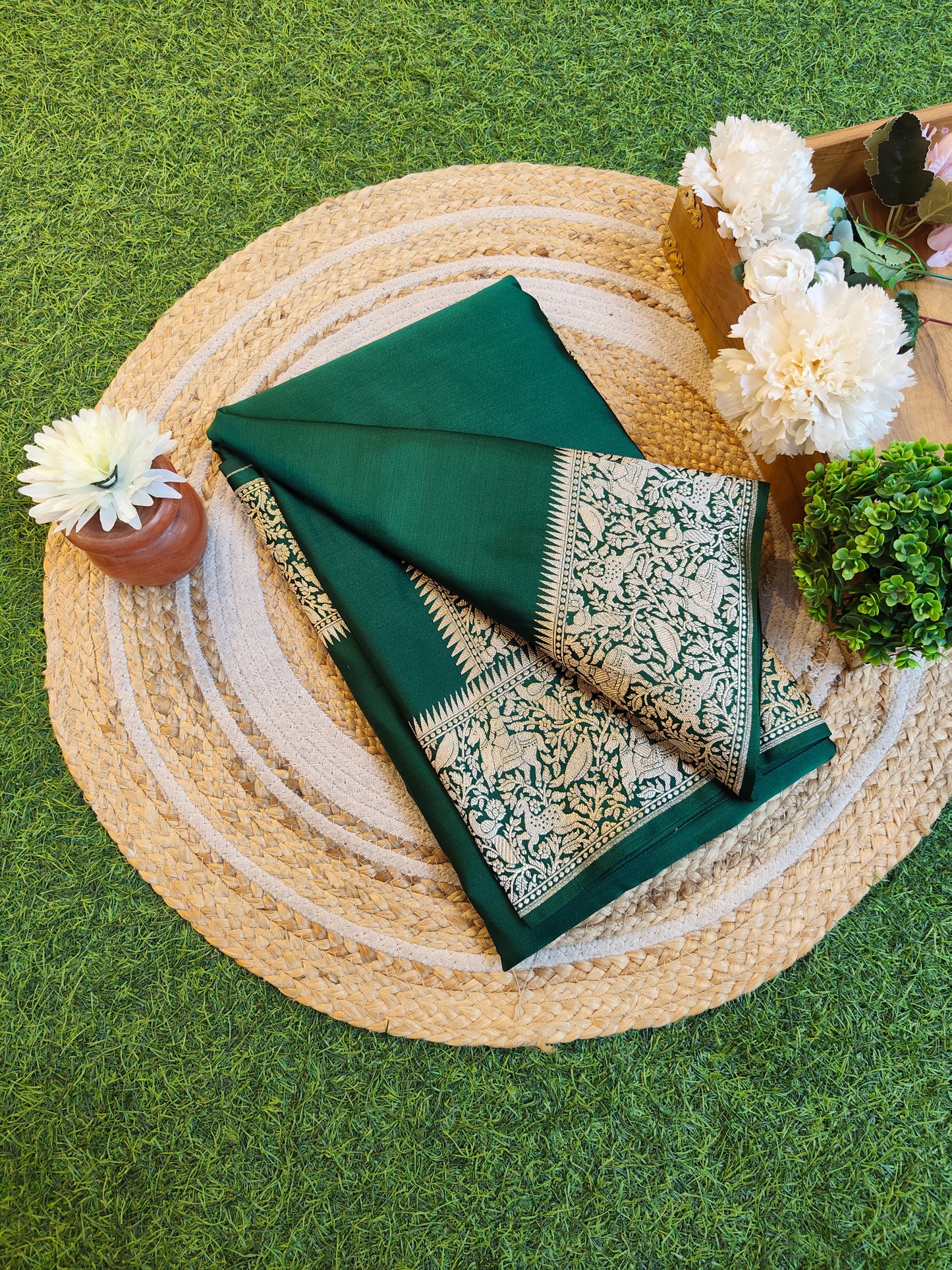 Bottle Green Semi Mashru Katan Silk Saree, With Unstiched Blouse
