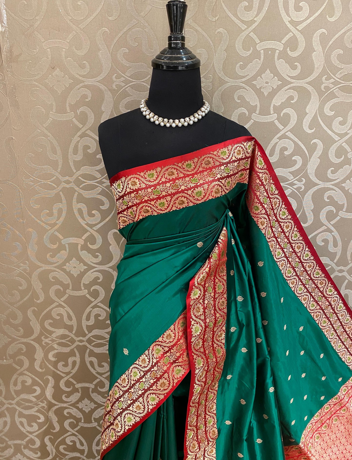 Bottle Green Katan Banarasi Saree Hand Woven Work, With Unstiched Blouse