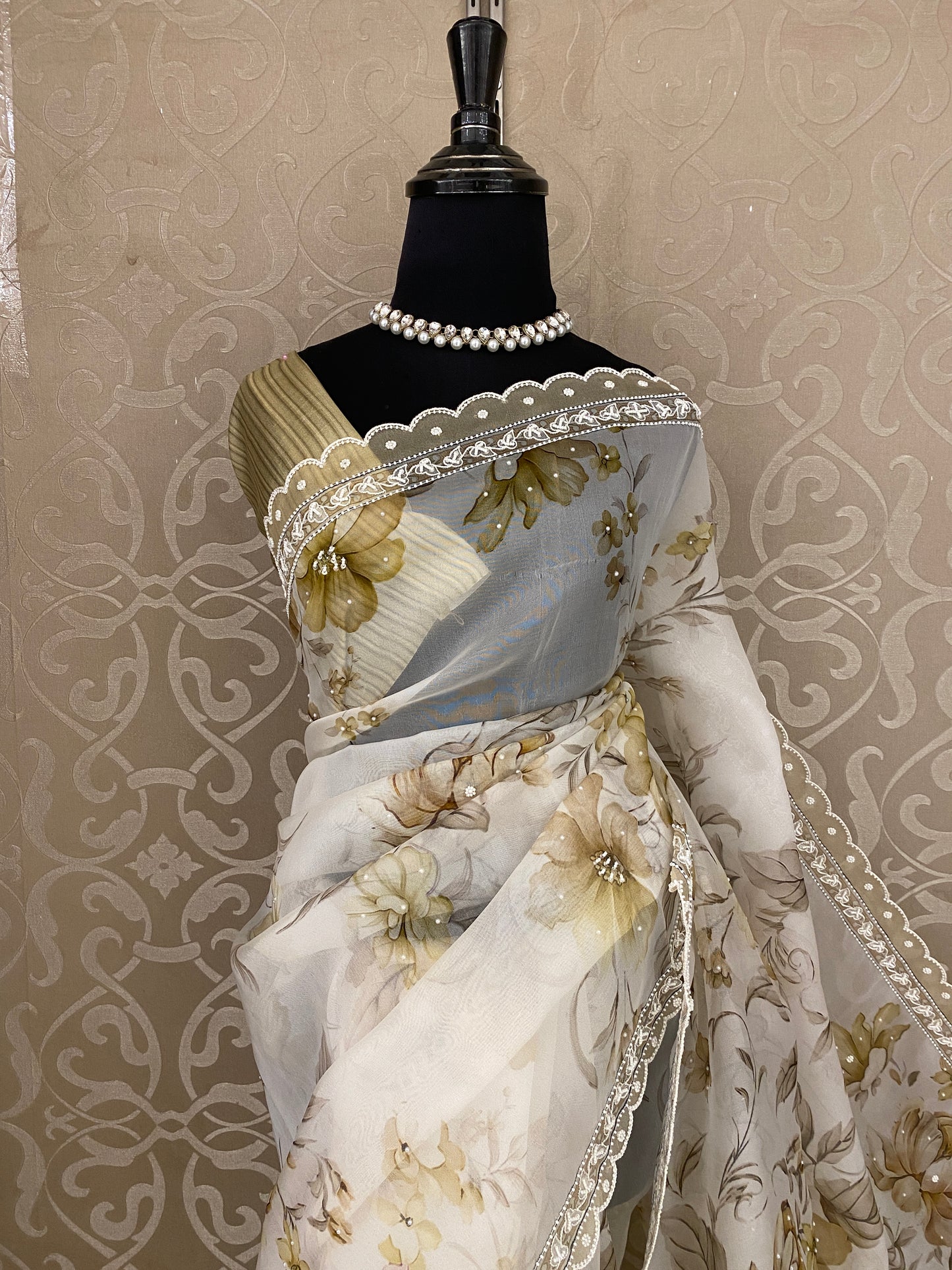 Off-White Organza Saree With Perl Work, With Unstitched Blouse