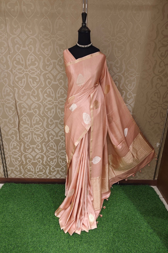 Peach Mashru Silk Banarasi Handloom Saree, With Unstiched Blouse