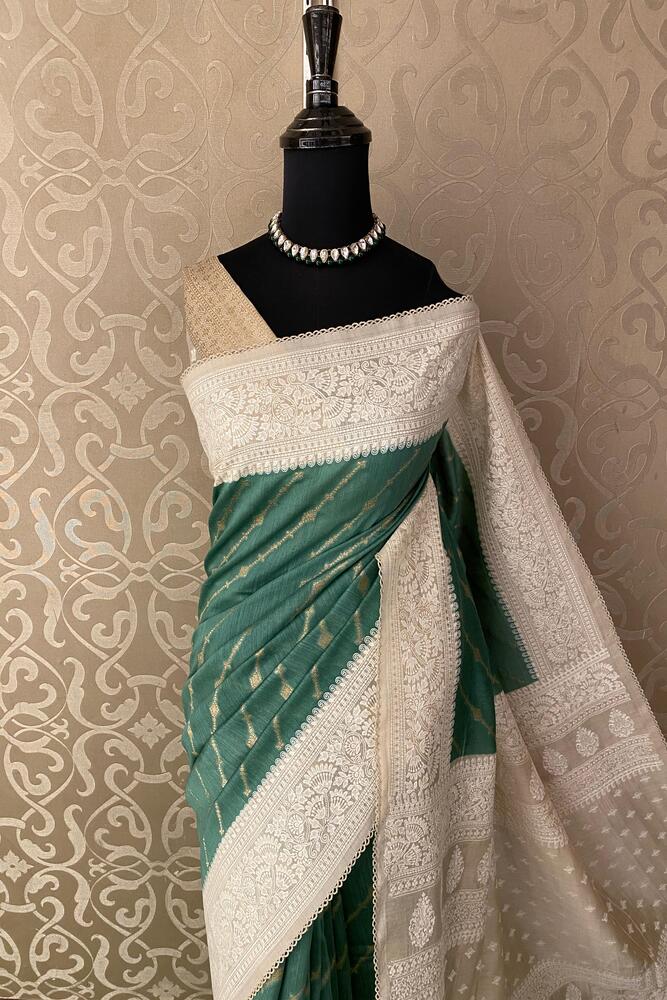 Deep Green Munga Handloom Saree With Chikankari Work, With Unstiched Blouse