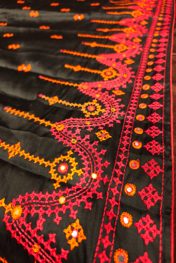 Black Semi Munga Silk Cross Stitch Work Saree, With Unstiched Blouse