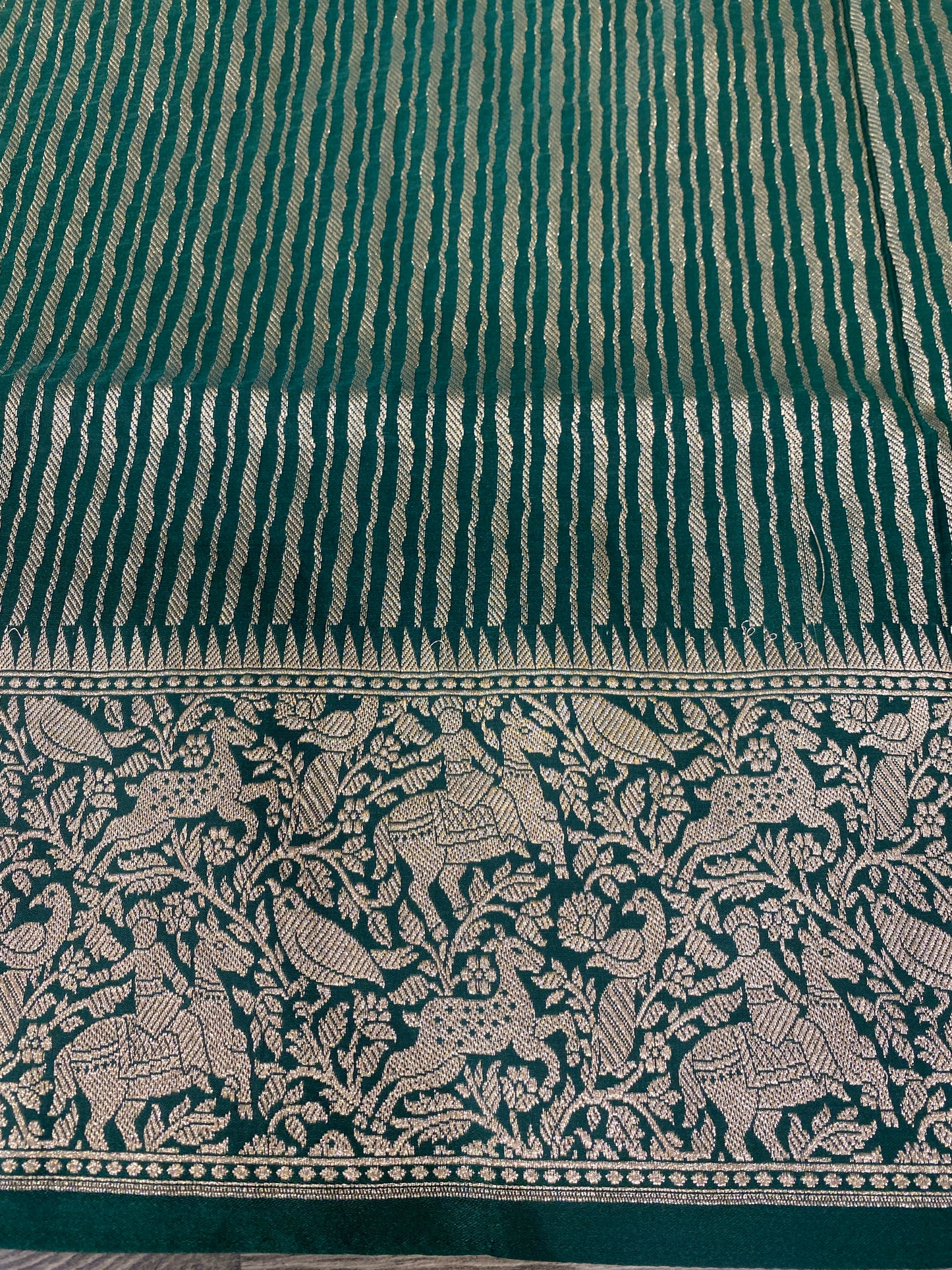 Bottle Green Semi Mashru Katan Silk Saree, With Unstiched Blouse
