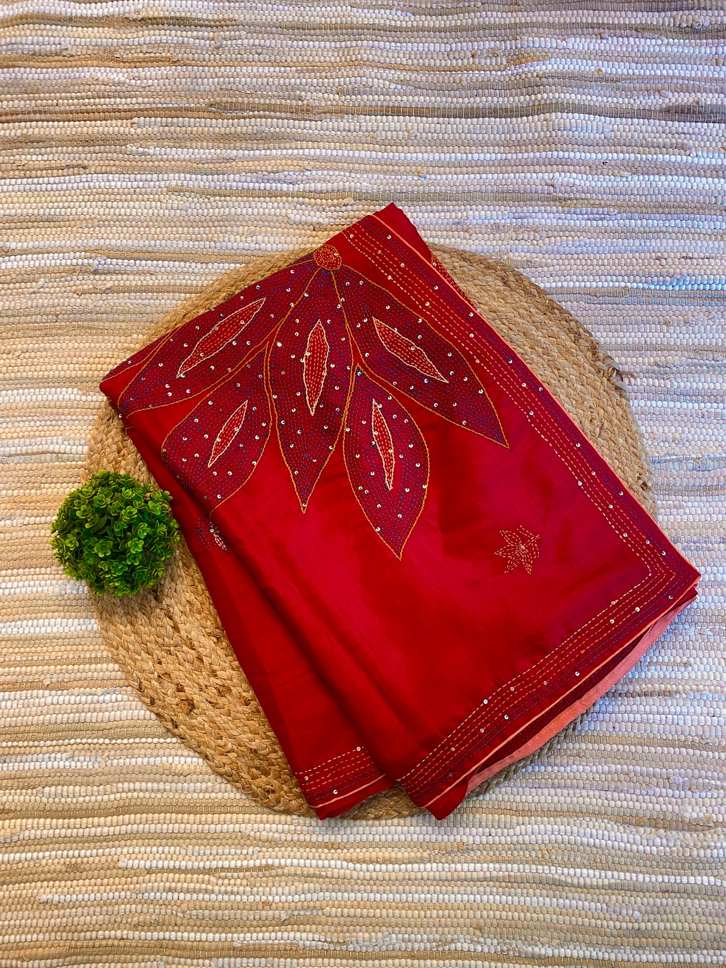 Maroon Semi Munga Silk French Knot Hand Embroidery Work Saree, With Unstiched Blouse
