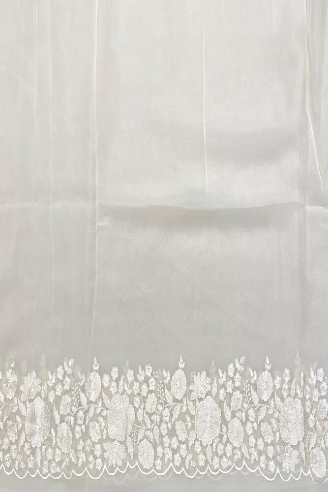 Off-White Printed Georgette Saree With Resham Embroidery Work, With Unstiched Blouse