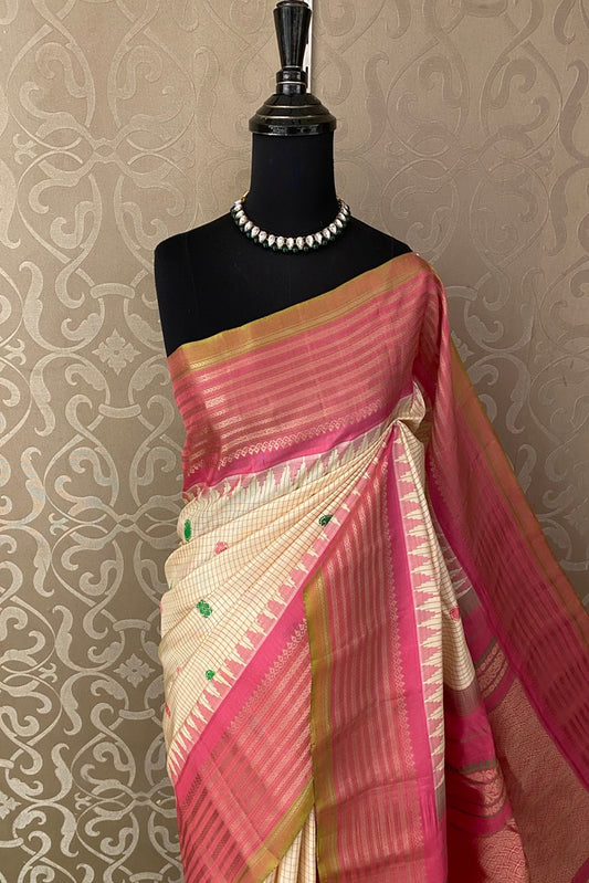 Offwhite & Pink Gadwal Silk Saree With Unstich Contrast Blouse