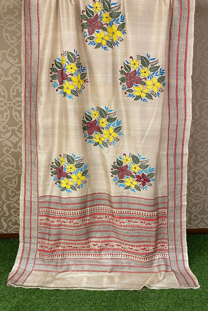Offwhite Pure Tussar Bengal Kantha Stitch Saree, With Unstitch Blouse.